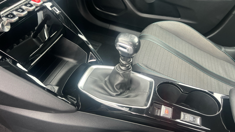 Peugeot 2008 1.2 PureTech 130 Allure Premium 5dr Petrol Estate